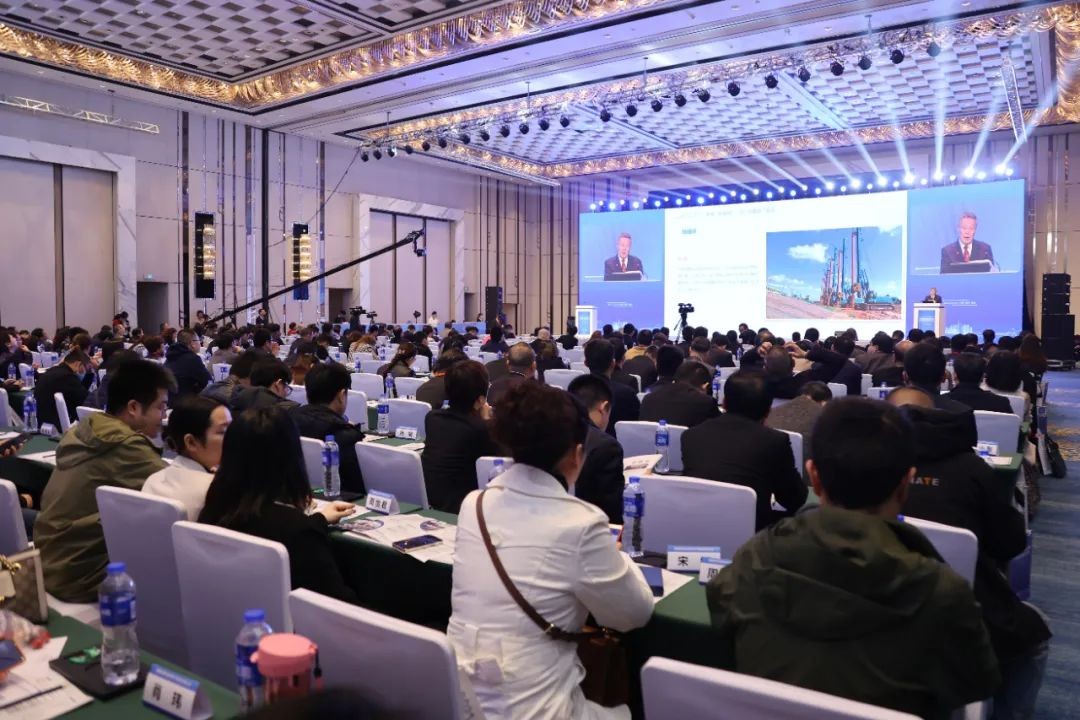 何清華：走“雙循環”道路 勇攀制造業世界高地