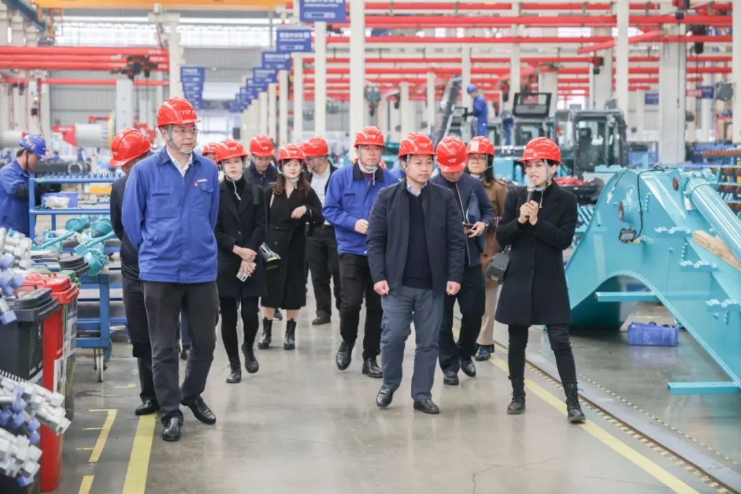 中國人民銀行調研組調研山河智能