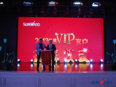 做山河智能挖掘機客戶的好保姆