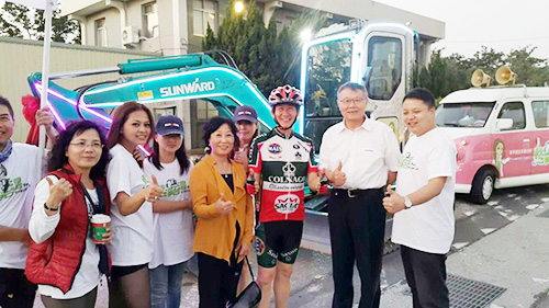 圖說怪手環臺凈灘活動，智繪山河智能環保節能