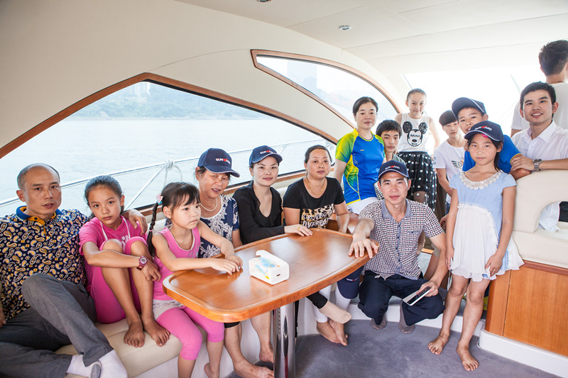 開挖機，坐游艇、飛機 山河智能開展員工家屬開放日活動