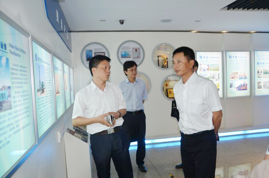 中國出口信用保險公司領導一行考察山河智能　