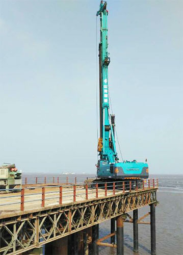 曬技術：入海90米，海上建造師的完美搭檔