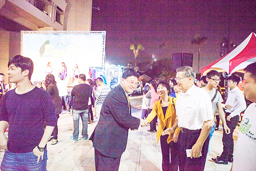 圖說怪手環臺凈灘活動，智繪山河智能環保節能