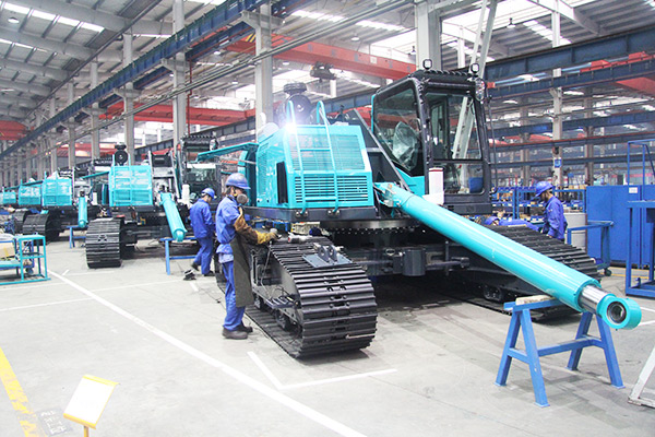 開啟工程機械之都體驗之旅，中外媒體觀摩團到訪山河智能