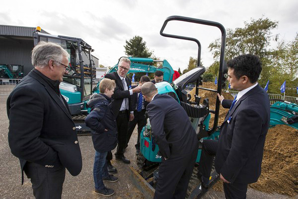 山河智能隆重舉行2017年歐洲經銷商大會