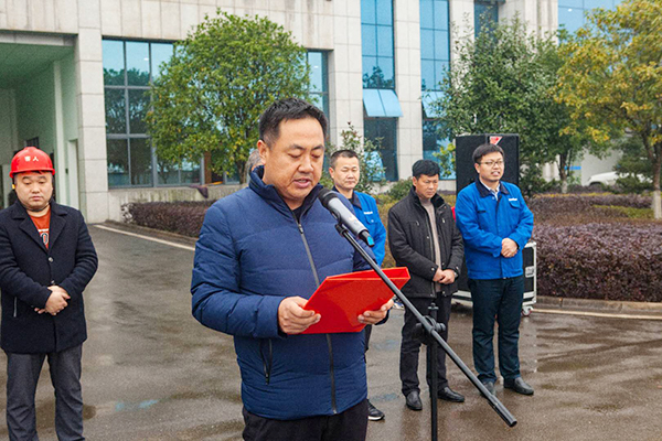 新年開門紅！山河智能5000萬裝備批量發車
