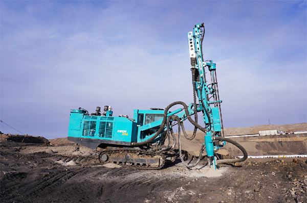 再戰國際領先品牌，山河智能露天液壓鉆車一舉成名