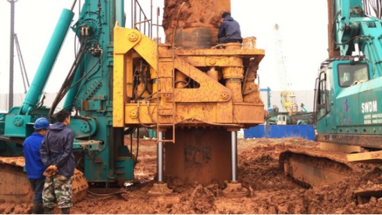 喜訊！山河智能SWRC170自行式全回轉全套管鉆機獲湖南省首臺(套)重大技術裝備產品獎勵！