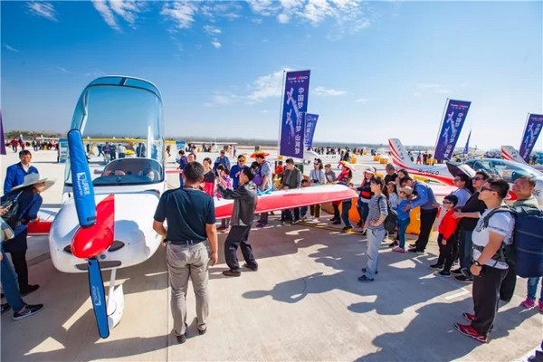 喂，看世界飛行者大會了嗎？山河飛機豪華陣容別錯過