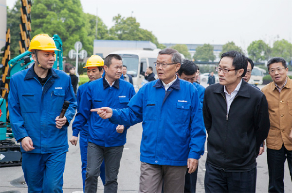 科技部副部長李萌考察調研山河智能