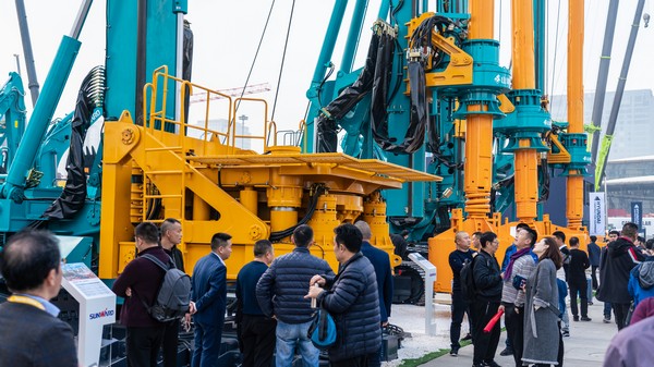 首日簽單2.6億元，山河智能創新產品引爆上海寶馬展