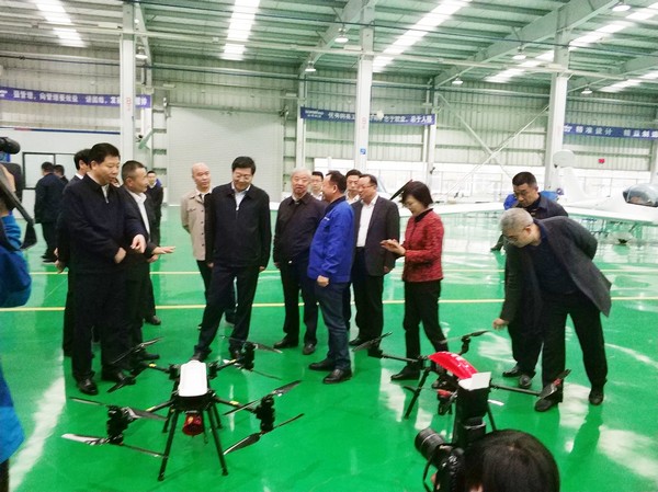 省委書記杜家毫勉勵山河智能：做大做強航空航天產業