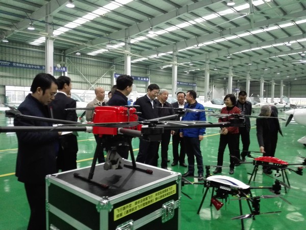 省委書記杜家毫勉勵山河智能：做大做強航空航天產業