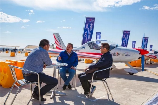 喂，看世界飛行者大會了嗎？山河飛機豪華陣容別錯過