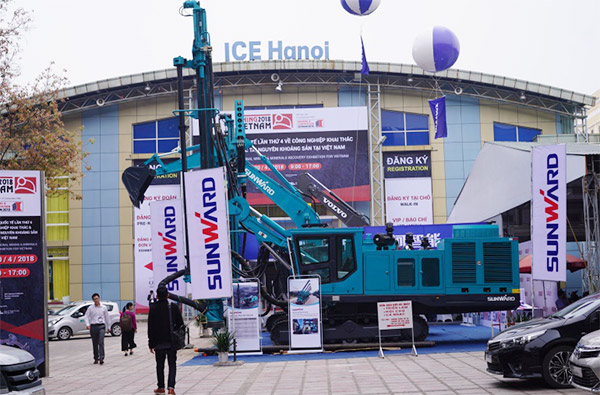 山河智能攜全球領先鑿巖設備，引爆越南礦業展