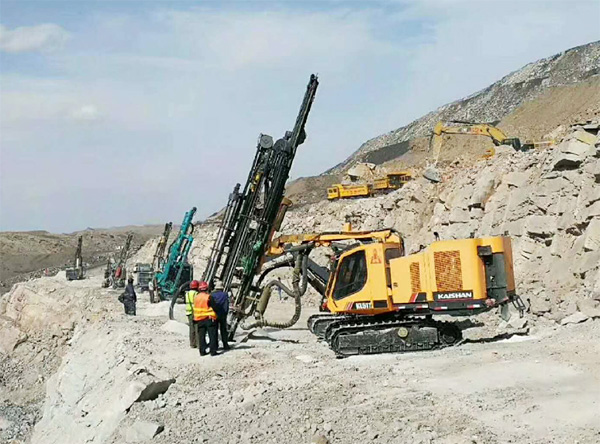 PK國際領先品牌，山河智能露天液壓鉆車再交完美答卷