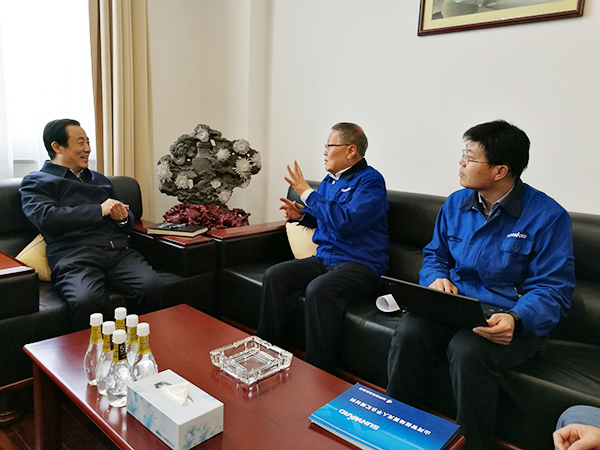 你們“一點三線”我記住了！達哲省長為山河智能鼓勁