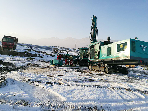 一次訂購11臺設備，山河智能保姆式服務更加讓他省心