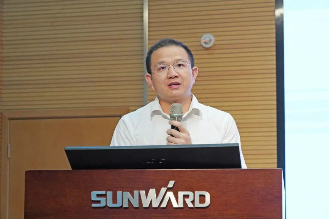 傳承革命先烈精神，雙促雙融助力發展——山河智能、市疾控中心聯合開展主題黨日活動