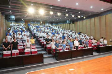 傳承革命先烈精神，雙促雙融助力發展——山河智能、市疾控中心聯合開展主題黨日活動