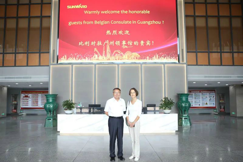 比利時商務領事到訪山河智能