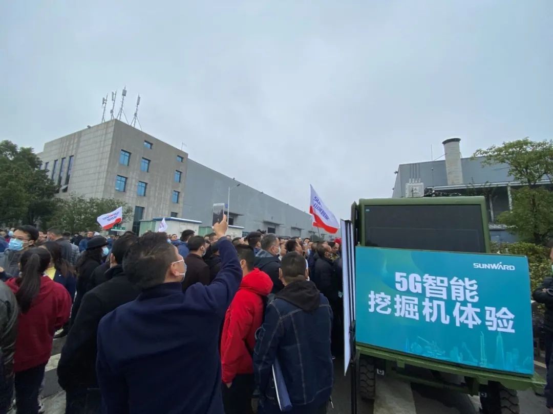 守正創新拓山河 山河智能閃耀2020上海寶馬展