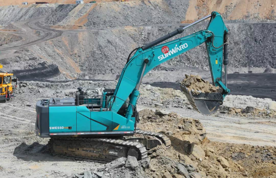 以先導式創新實現挖掘機從無到有，從小到大，從大到強！