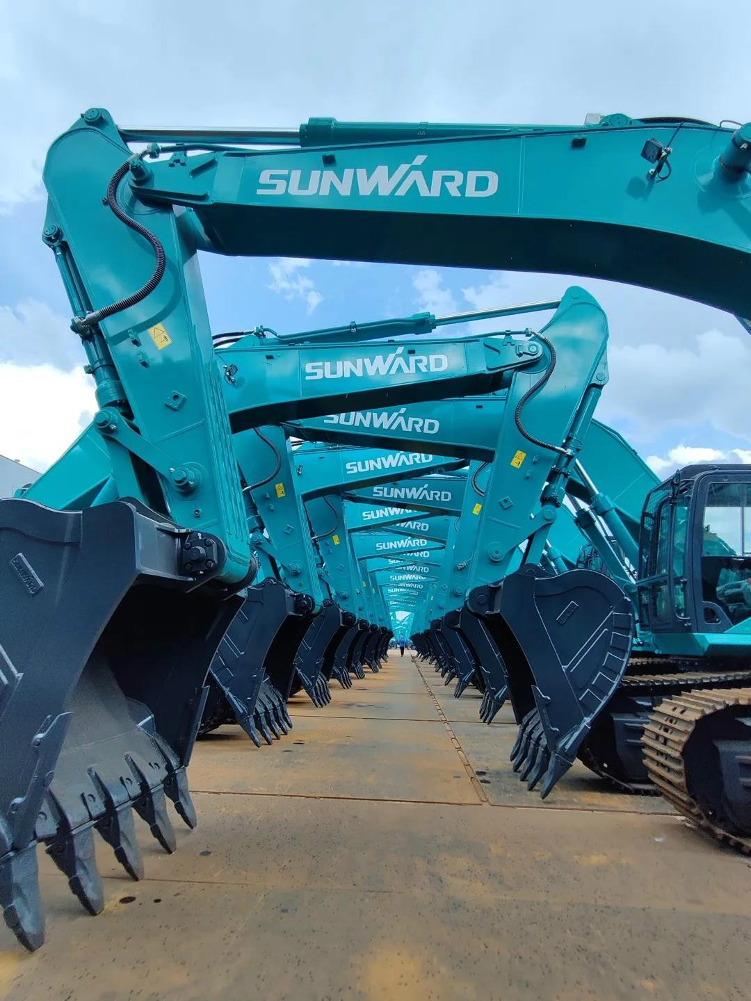 以先導式創新實現挖掘機從無到有，從小到大，從大到強！