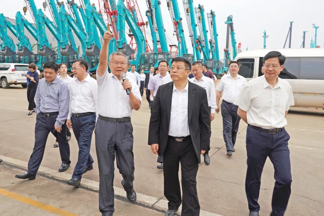 北京朝陽區黨政代表團考察山河智能