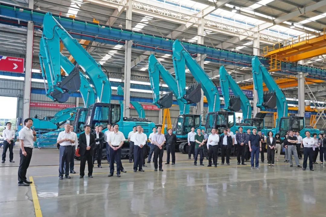 北京朝陽區黨政代表團考察山河智能