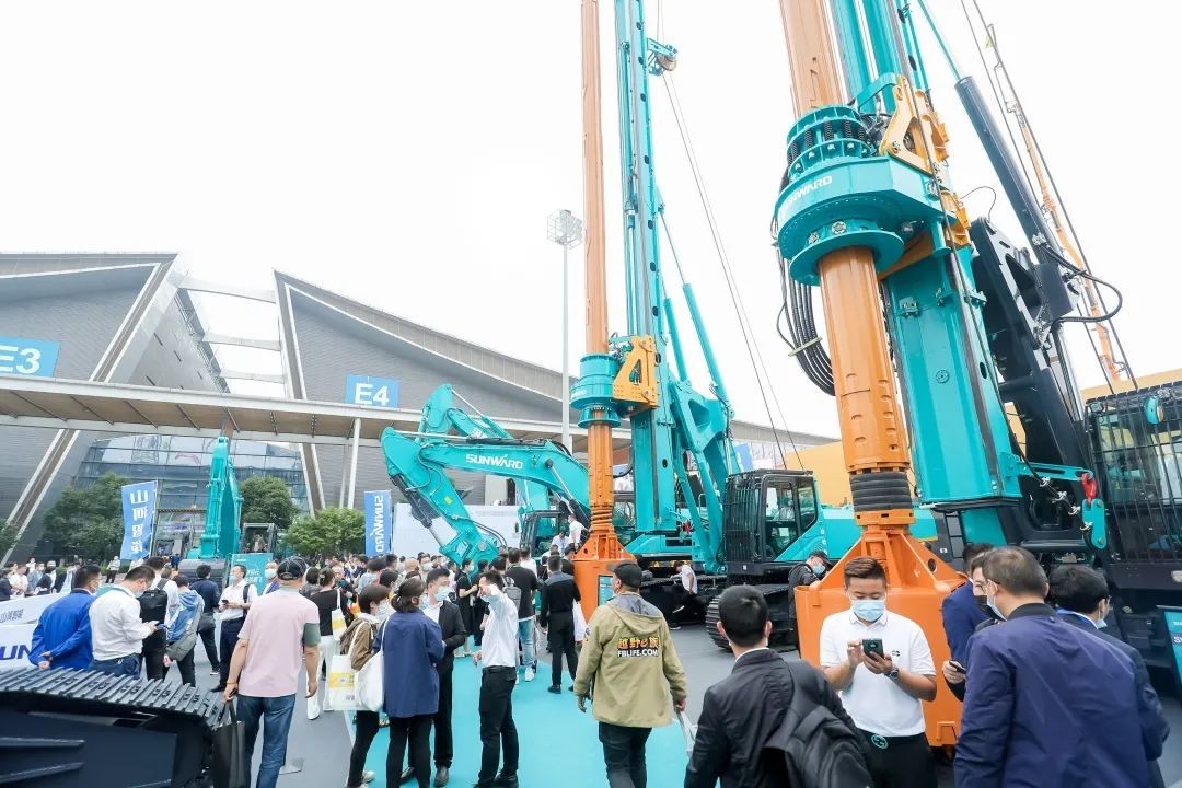 何清華出席長沙國際工程機械產業鏈發展峰會，走“雙循環”道路關鍵在于“要做好自己的事情”