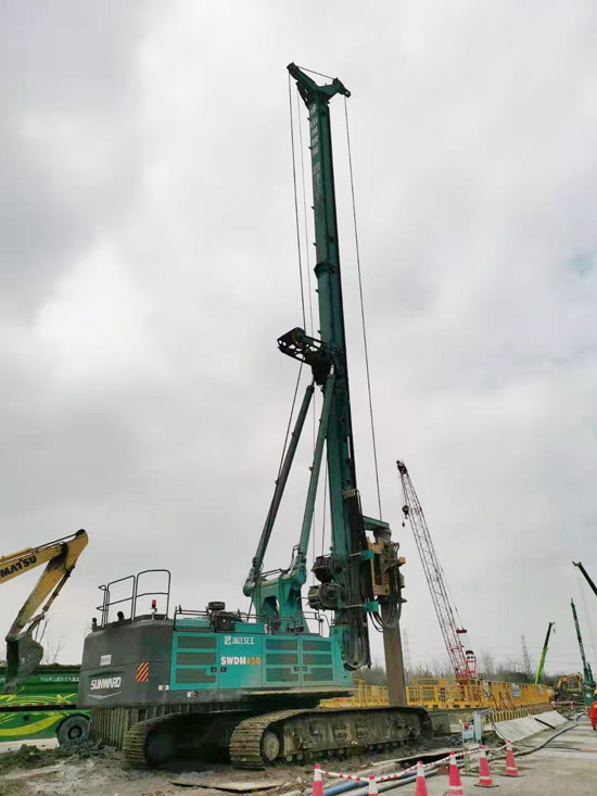 全國第一條智慧高速，為何認準山河智能旋挖鉆機施工？