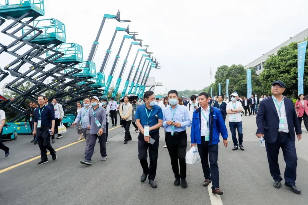 “爆品”出擊！山河智能客戶交流會簽約超8億元