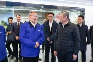 中國聯通黨組書記、董事長王曉初到訪山河智能