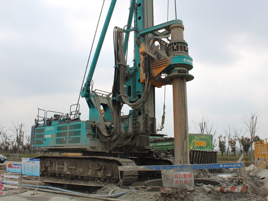 全國第一條智慧高速，為何認準山河智能旋挖鉆機施工？