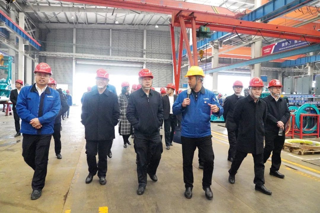 湖南重點建筑企業團調研山河智能