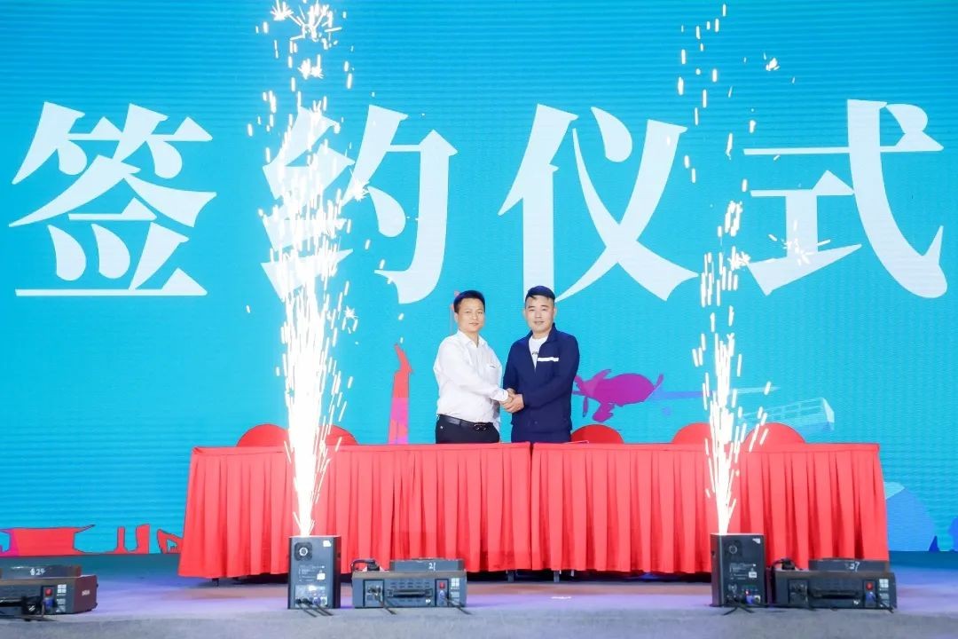 “機甲盛宴”長沙展圓滿收官！山河智能展區亮點精彩回顧