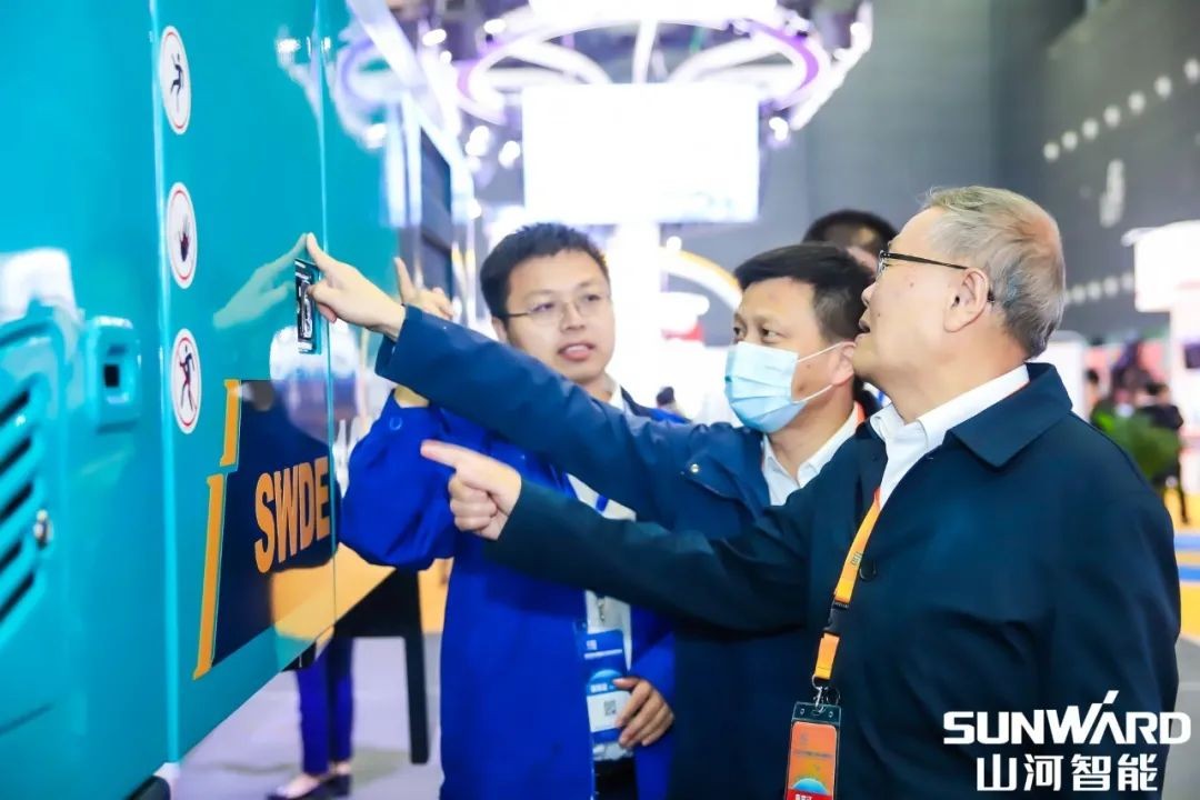 “山河綠”亮相長沙國際工程機械展，50余款產品盡顯山河智能創新實力