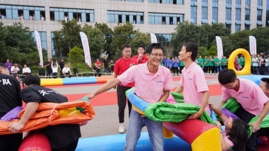 風華十九載，攜手再騰飛！——慶祝山河智能成立十九周年表彰會暨趣味運動會