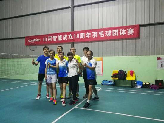 十八載青華歲月，羽動山河