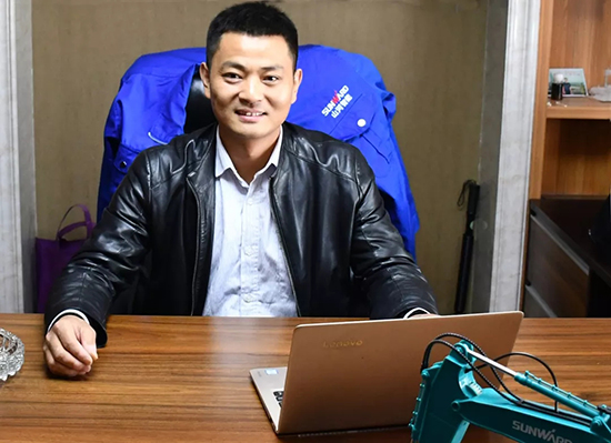 人生浮沉如夢，攜手山河勇攀事業巔峰