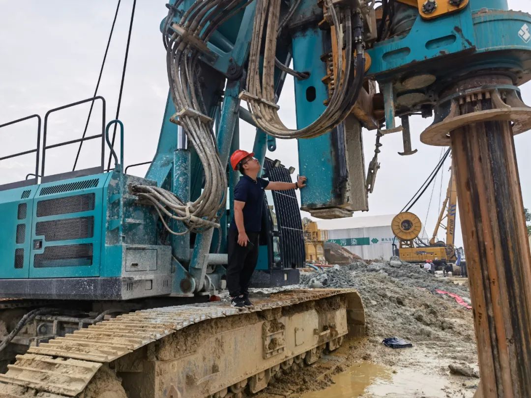 貼心服務路，關愛湘楚行！2021年山河智能全球服務萬里在湖南