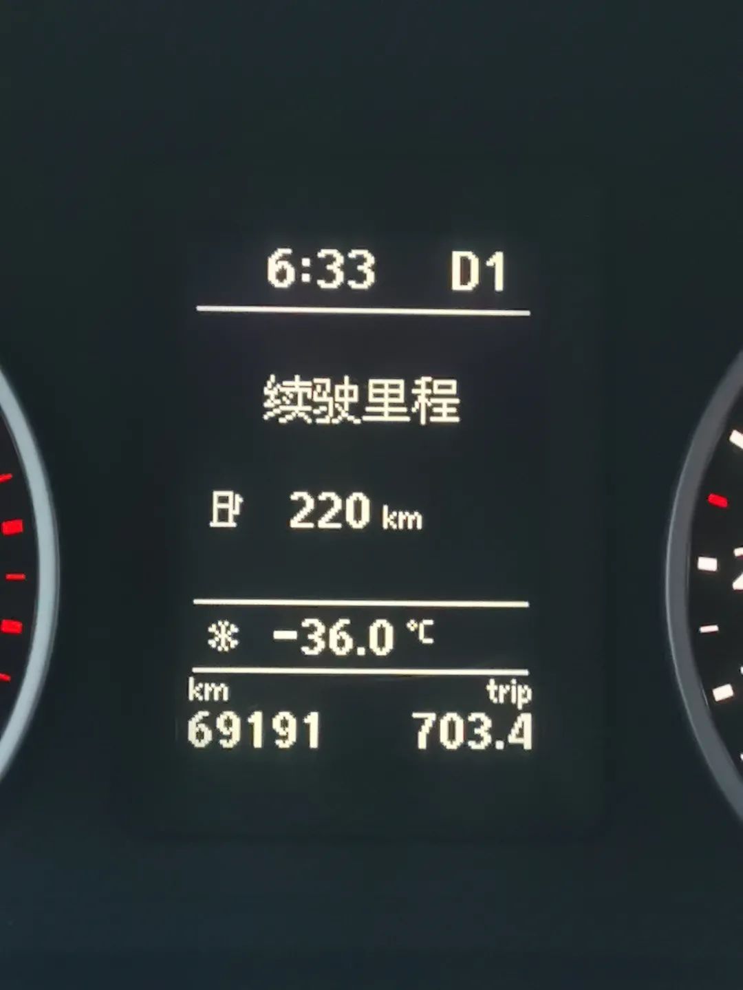 致敬！戰斗在風沙中的特種裝備團隊