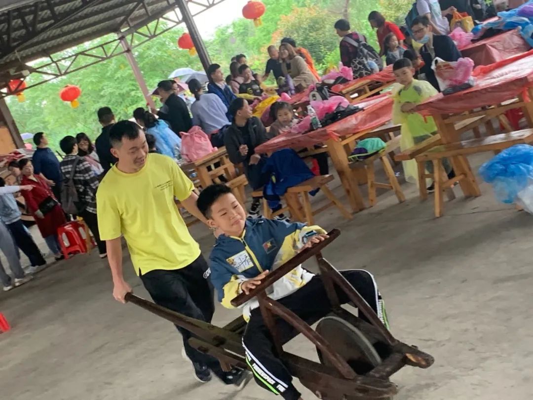 童年不同Young，稻花香里親子歡——山河智能組織開展六一親子活動