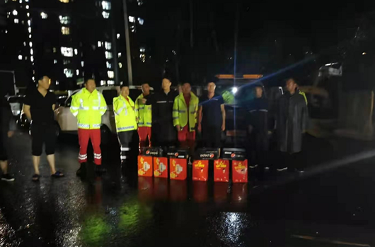 山河智能設備馳援河南，助建家園防線