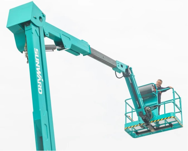 匠心打造！山河智能曲臂式高空作業平臺正式投放市場