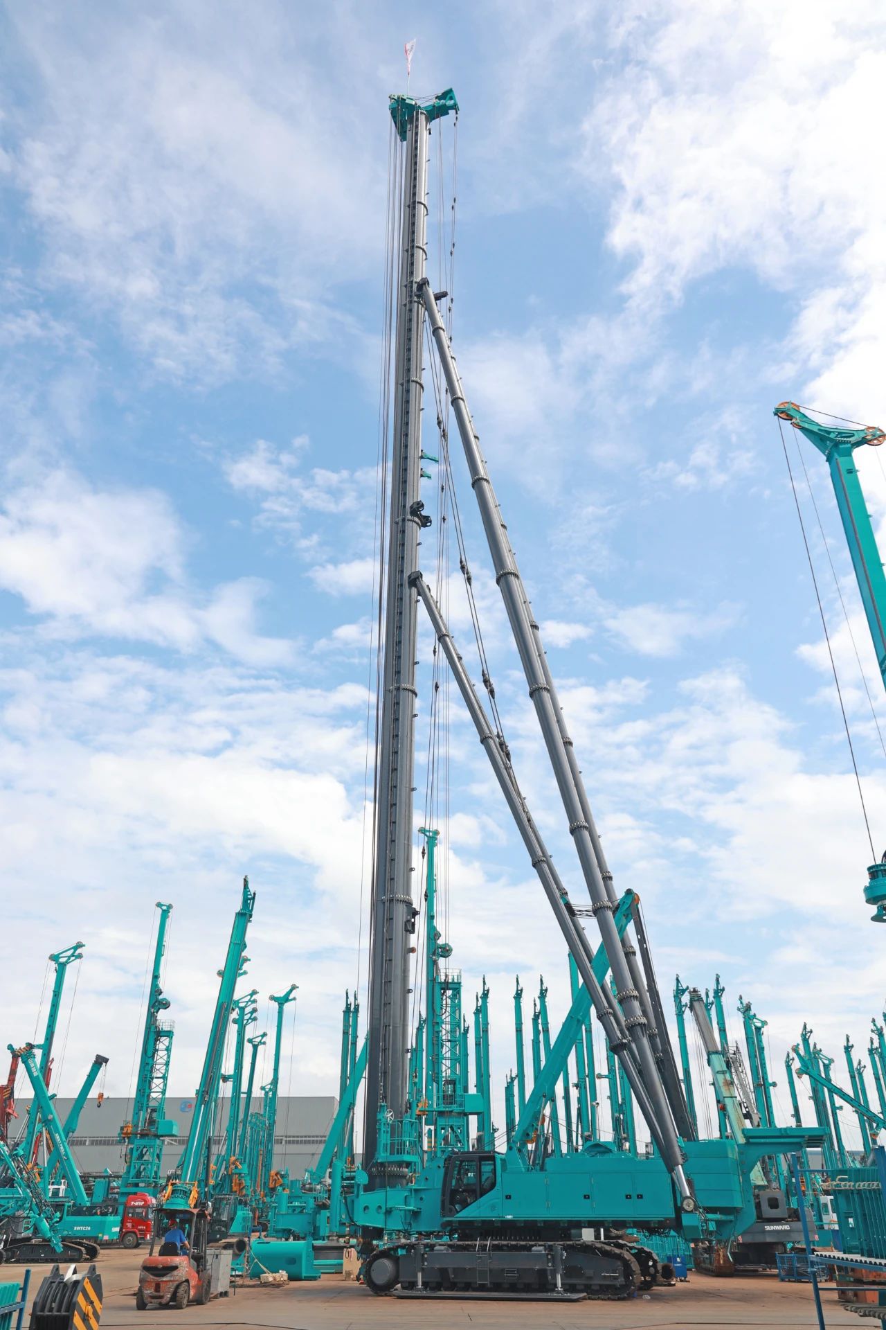 新品來了！看山河智能超級樁架如何“穩”操勝券