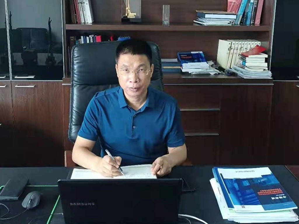 緣起山河 | 奮斗三十載！他以“山河”鑄山河