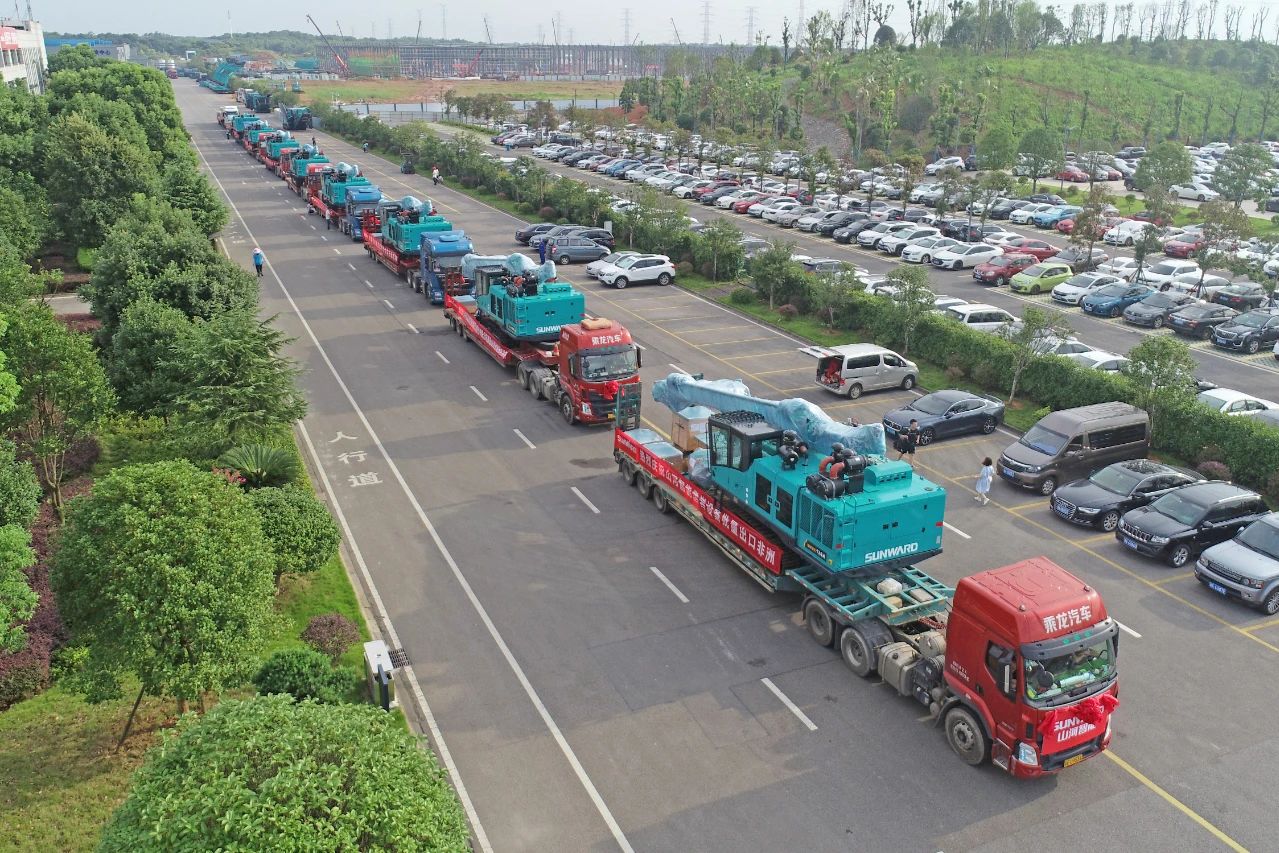 批量出口非洲！山河智能一體化潛孔鉆機助力“一帶一路”建設